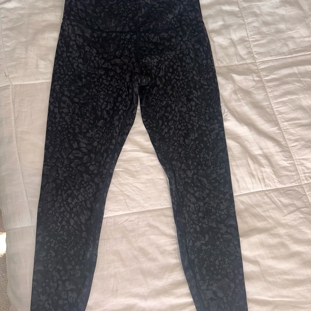 lululemon athletica Black Patterned Leggings Size 12
